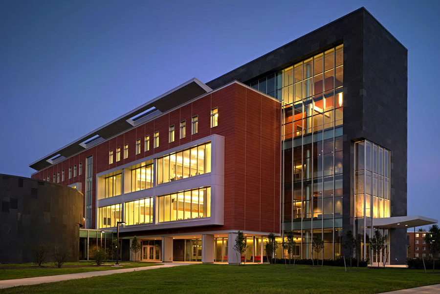 中央密歇根大學教育與公共事業(yè)學院